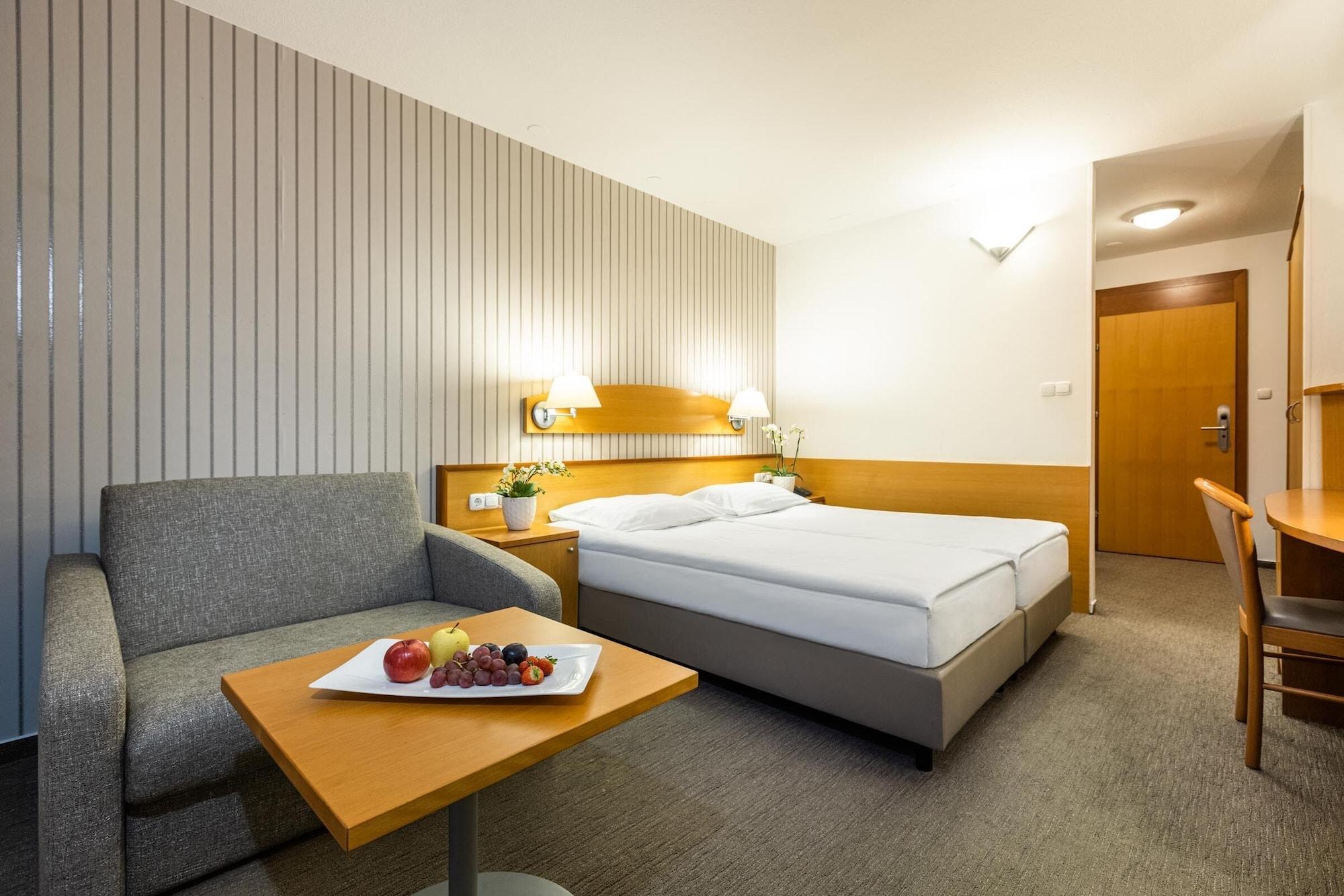 Hotel Termal - Terme 3000 - Sava Hotels & Resorts Moravske-Toplice Eksteriør bilde